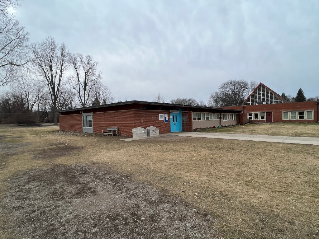 16360 Hubbard St, Livonia, MI for Rent