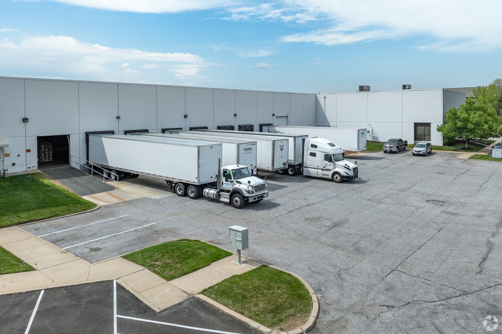 8750 Larkin Rd, Savage, MD for Rent