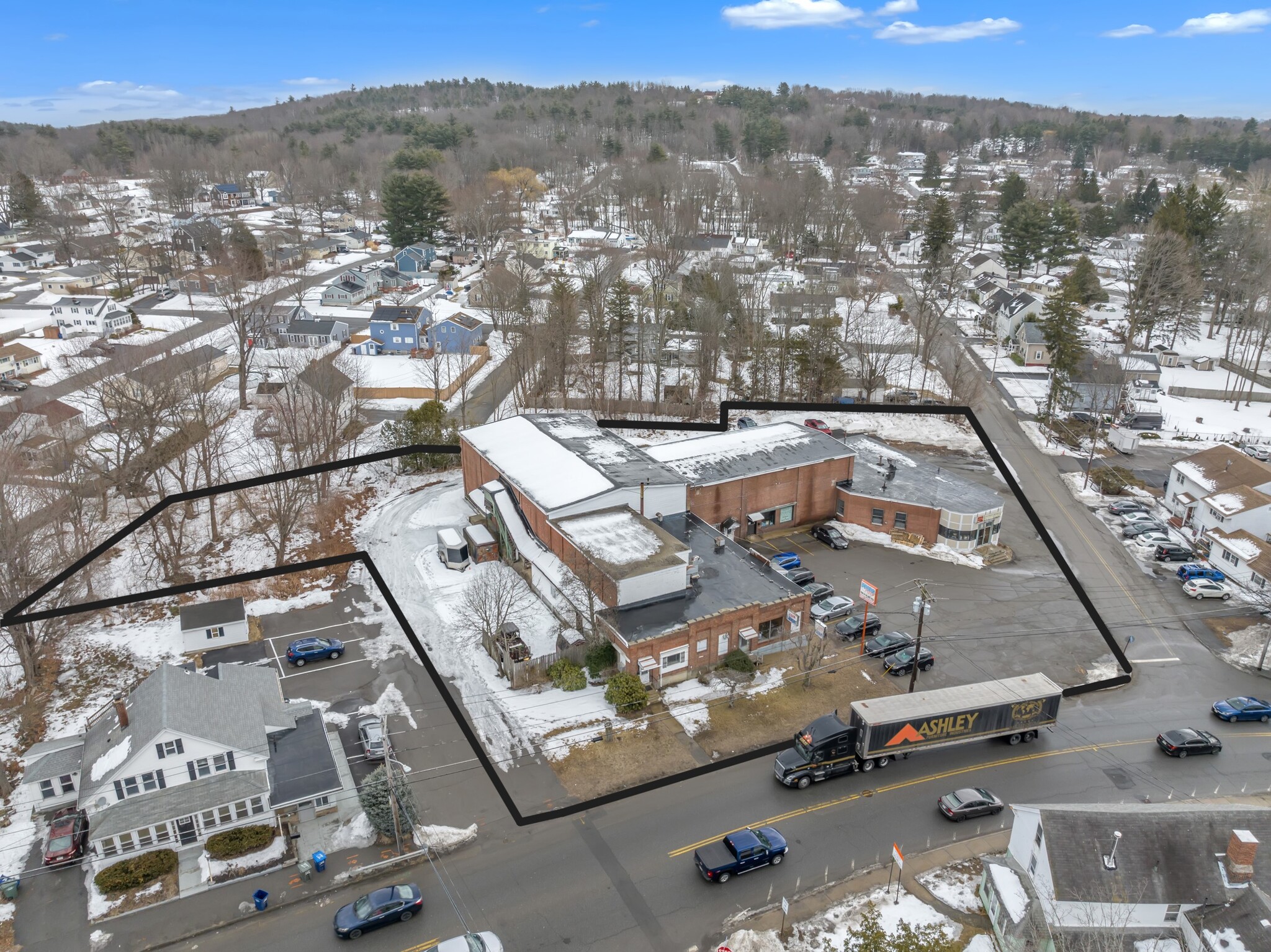 609 Main St, Leominster, MA for Rent