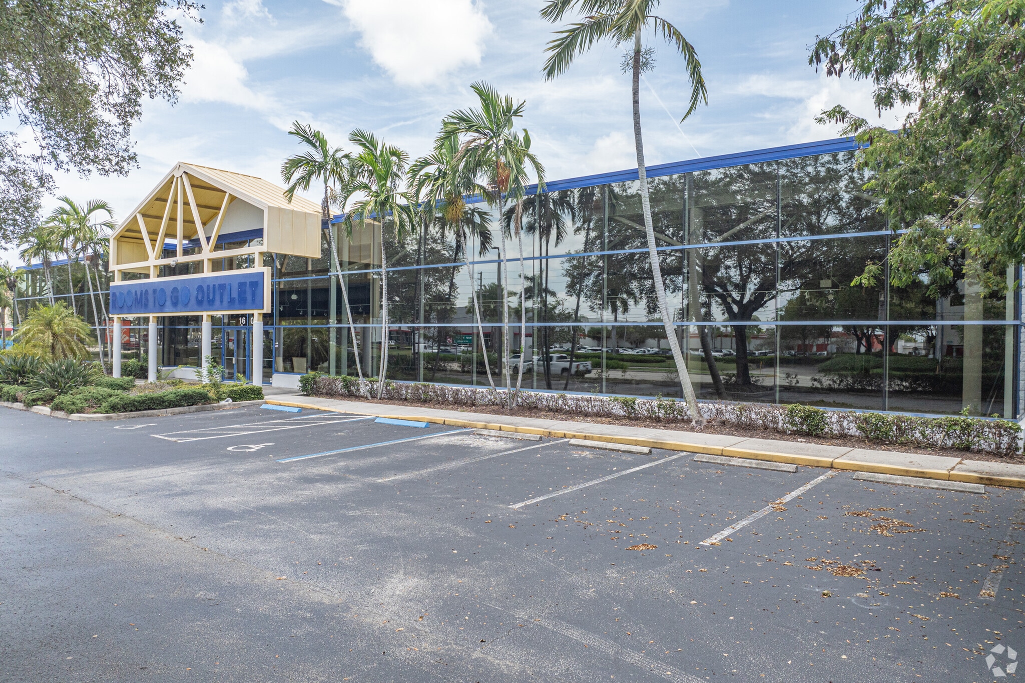 1601-1605 W Oakland Park Blvd, Oakland Park, FL for Rent