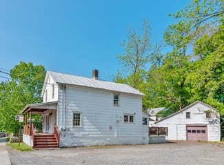 New Paltz, NY Storefront Retail/Residential - 17 S Chestnut St