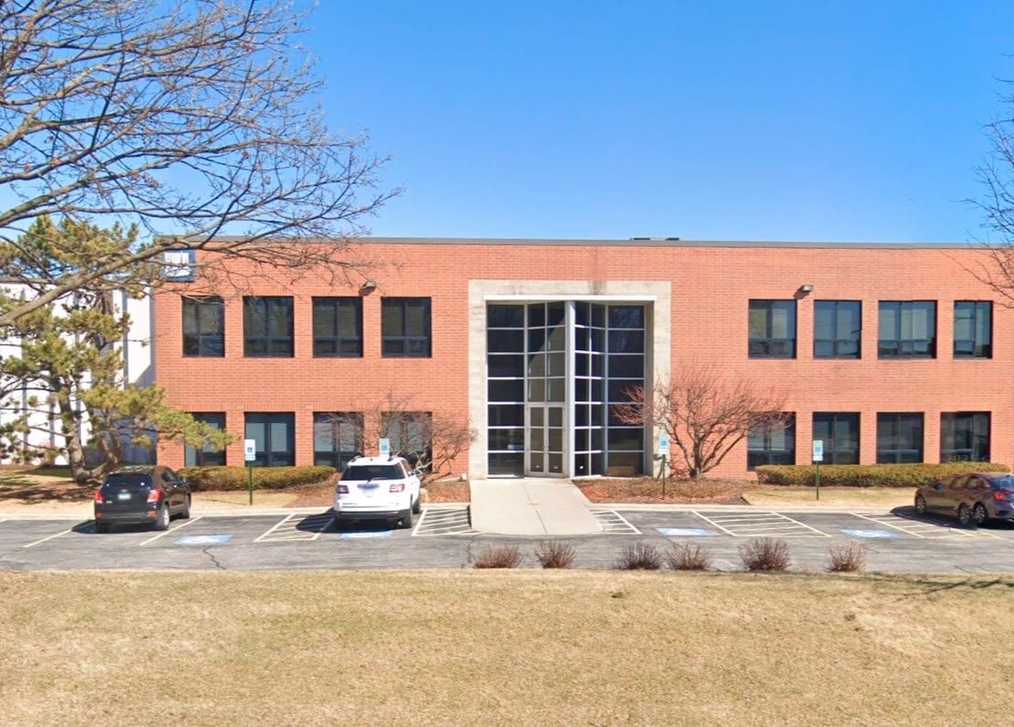 937 N Lombard Rd, Lombard, IL for Rent