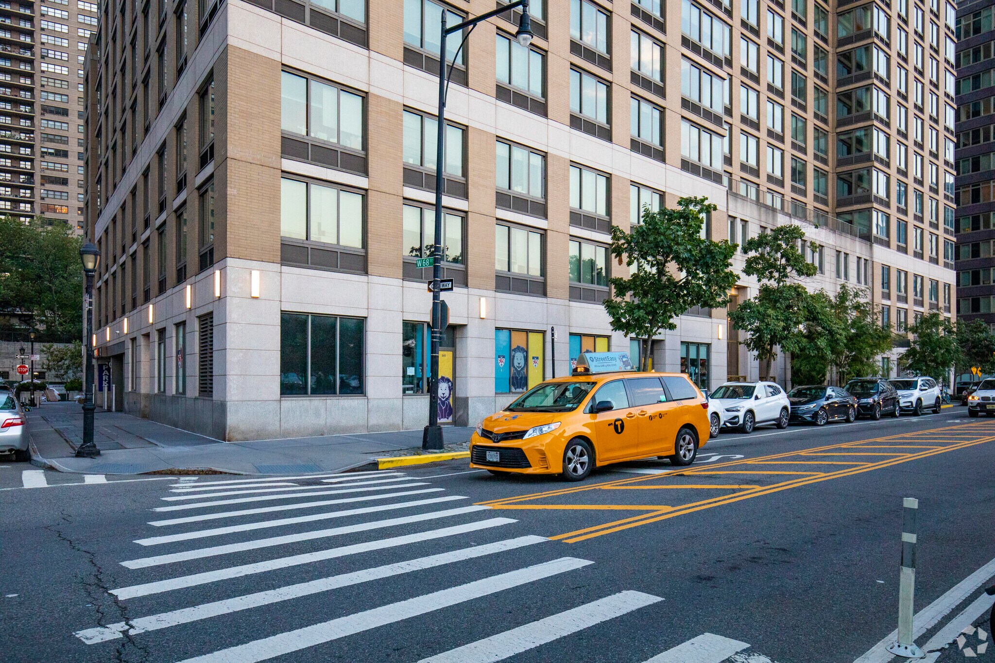 160 Riverside Blvd, New York, NY for Rent