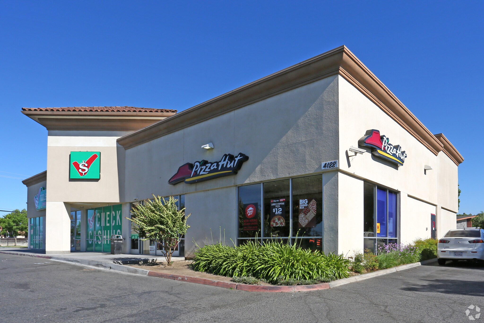 1720 N Cedar Ave, Fresno, CA for Rent