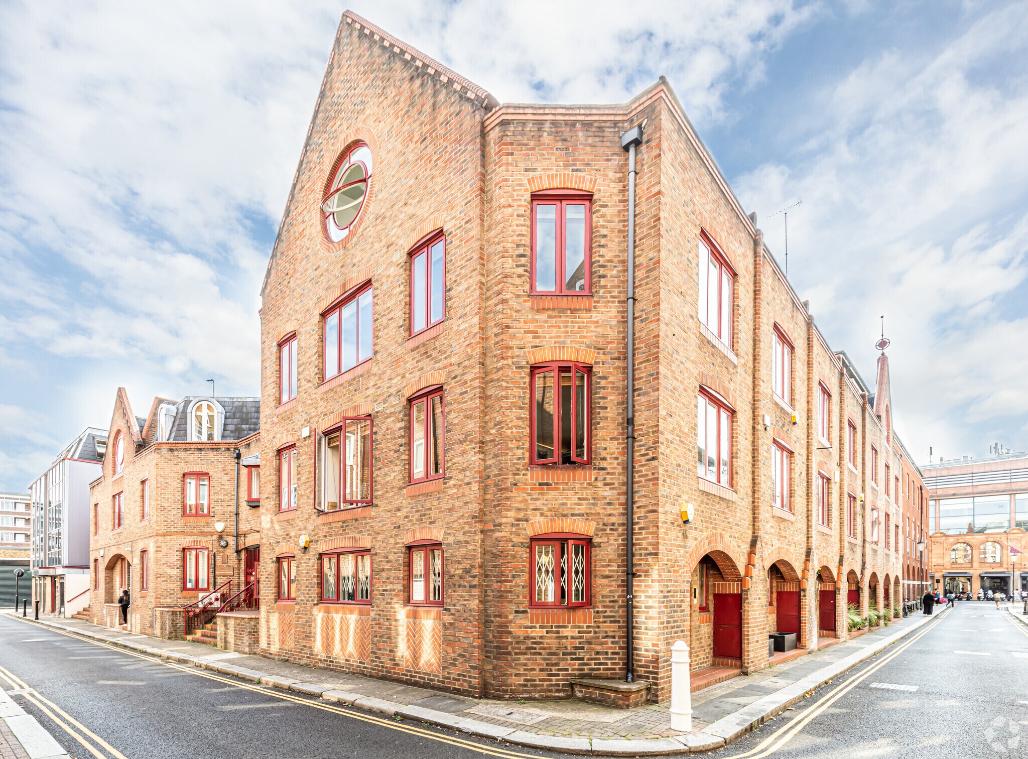 22-30 Ives St, London, LND for Rent