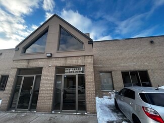 Mississauga, ON Industrial - 1105 Crestlawn Dr Mississauga, ON Industrial - 1105 Crestlawn Dr