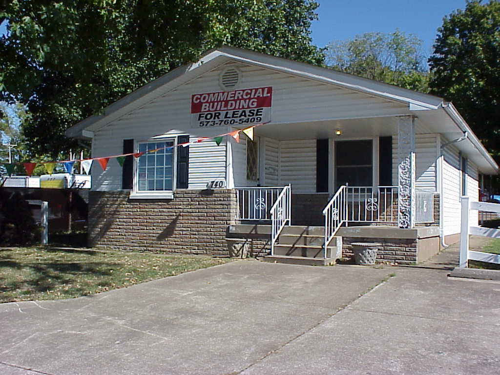 740 Weber Rd, Farmington, MO for Rent