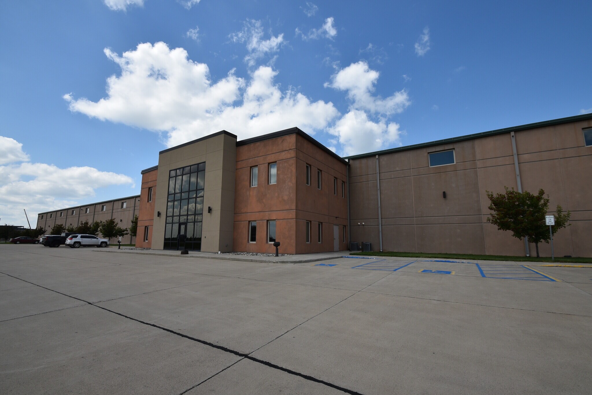4083 37th St N, Fargo, ND for Rent