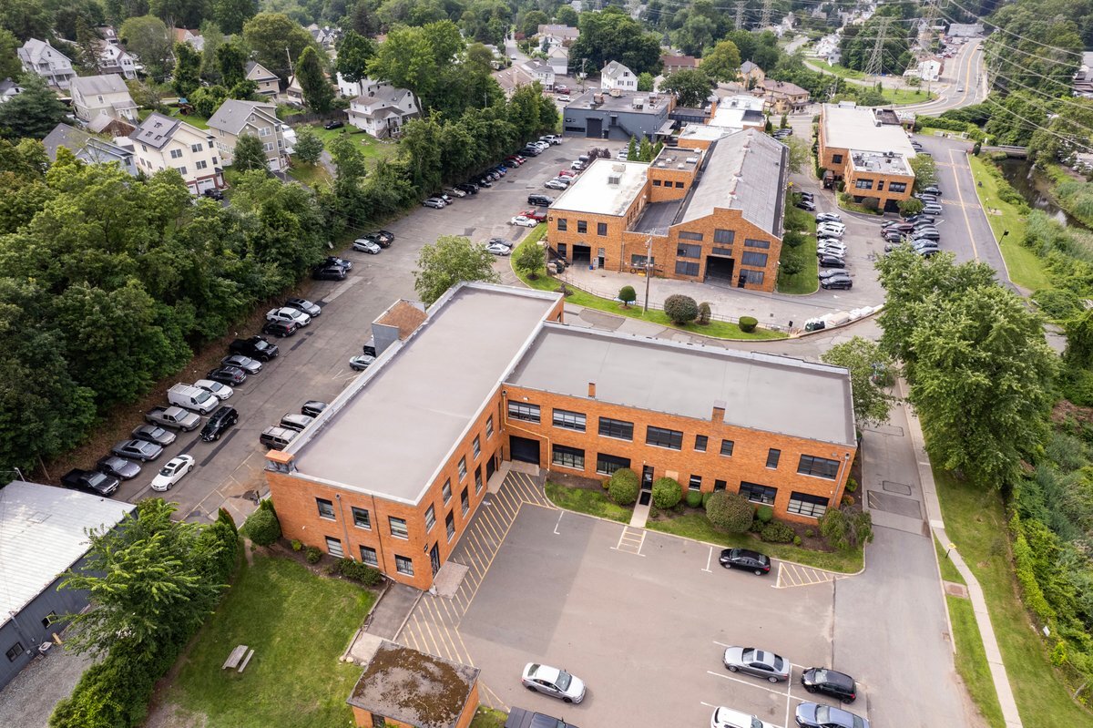 67 Ramapo Valley Rd Mahwah, NJ 07430 Office Property for Lease on