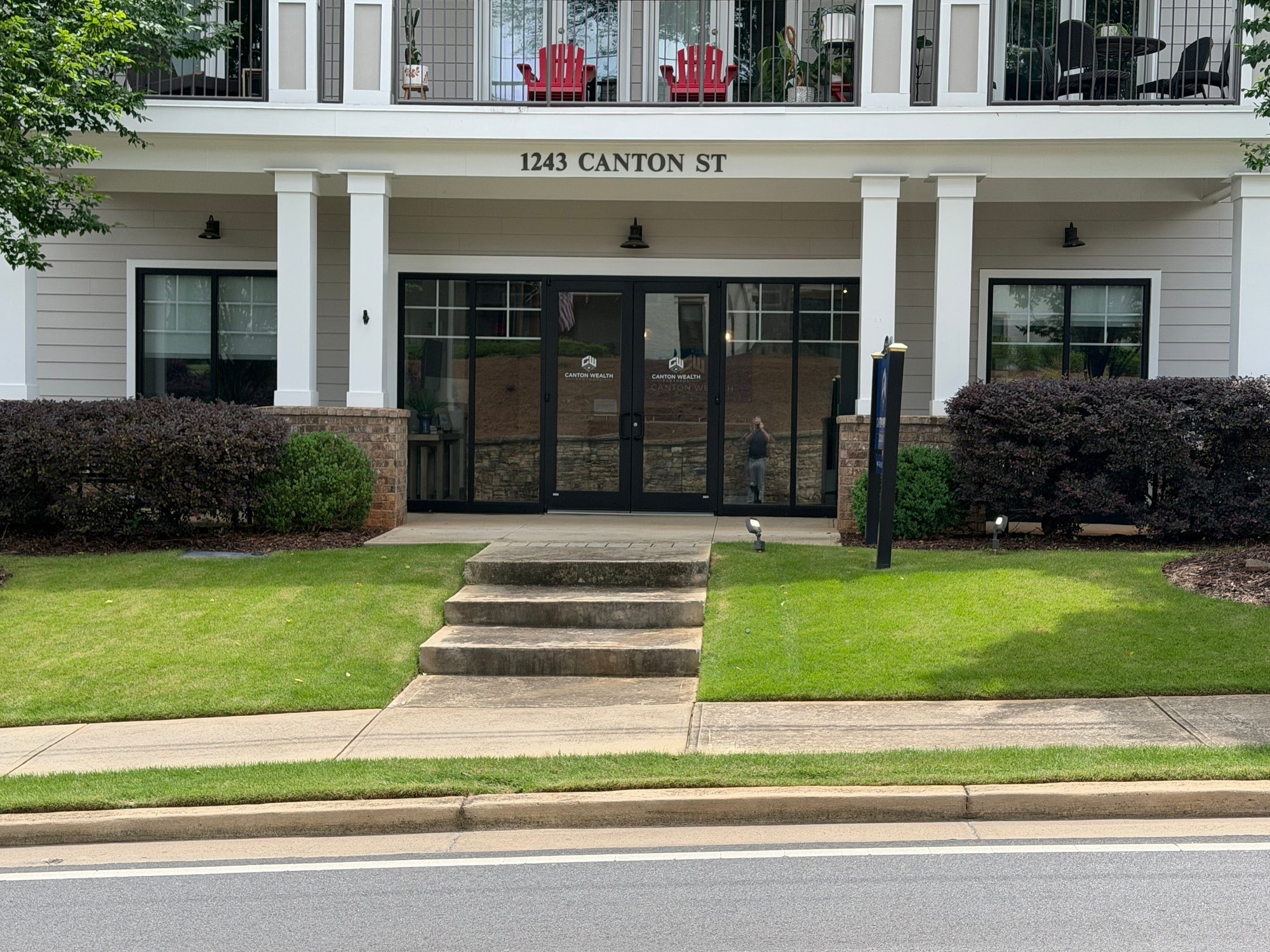 1243 Canton St, Roswell, GA for Sale