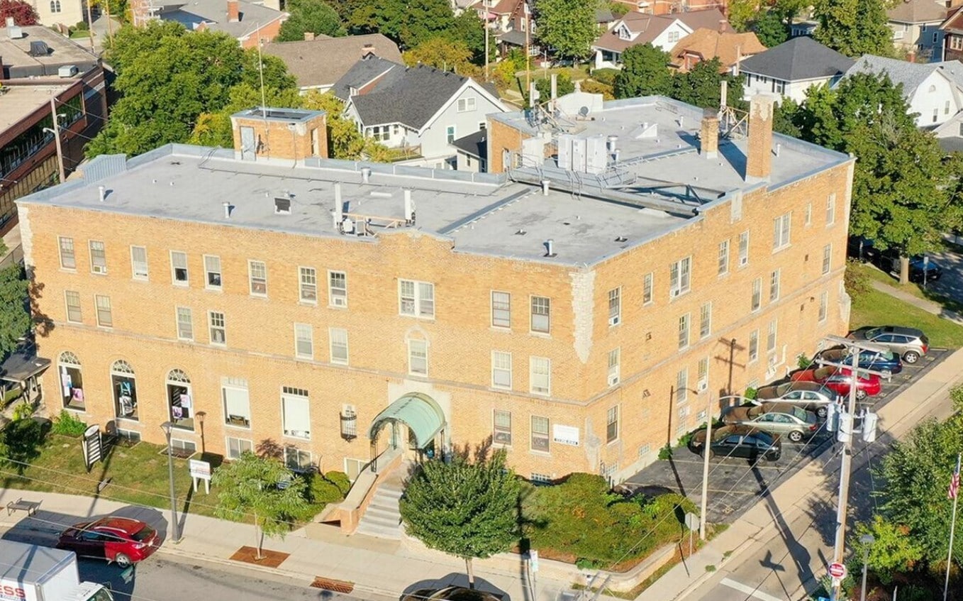 7416 Harwood Ave, Wauwatosa, WI for Sale