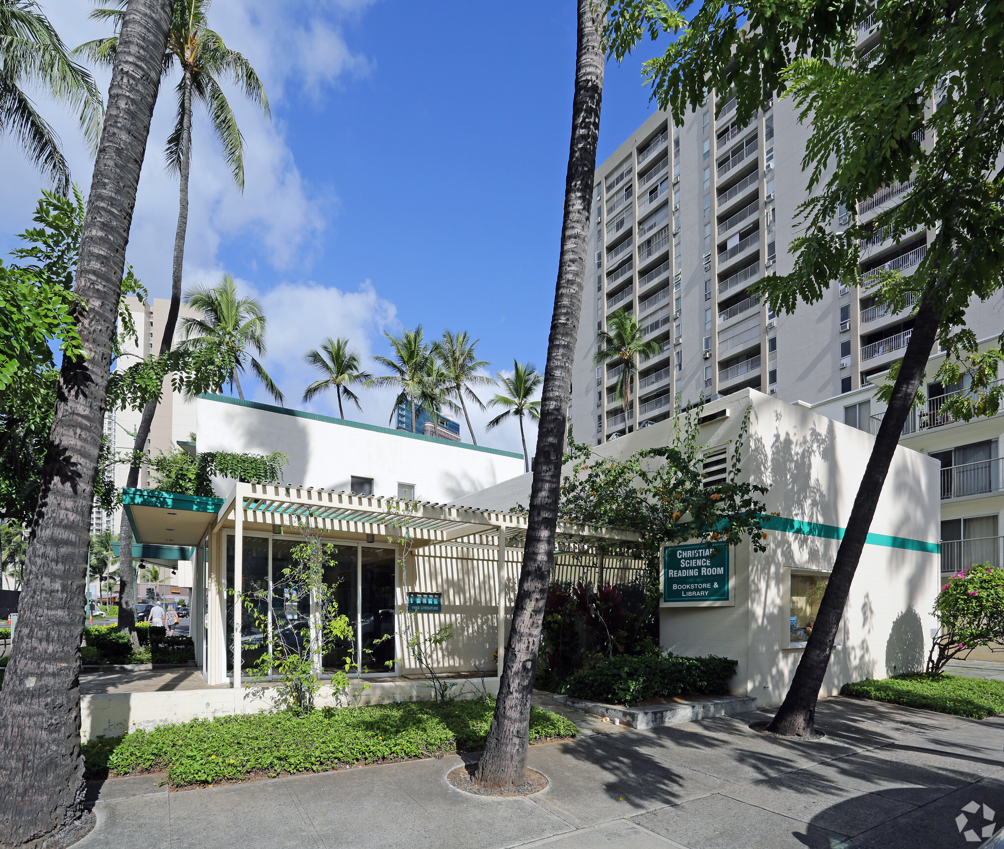 1988 Kalakaua Ave, Honolulu, HI for Sale