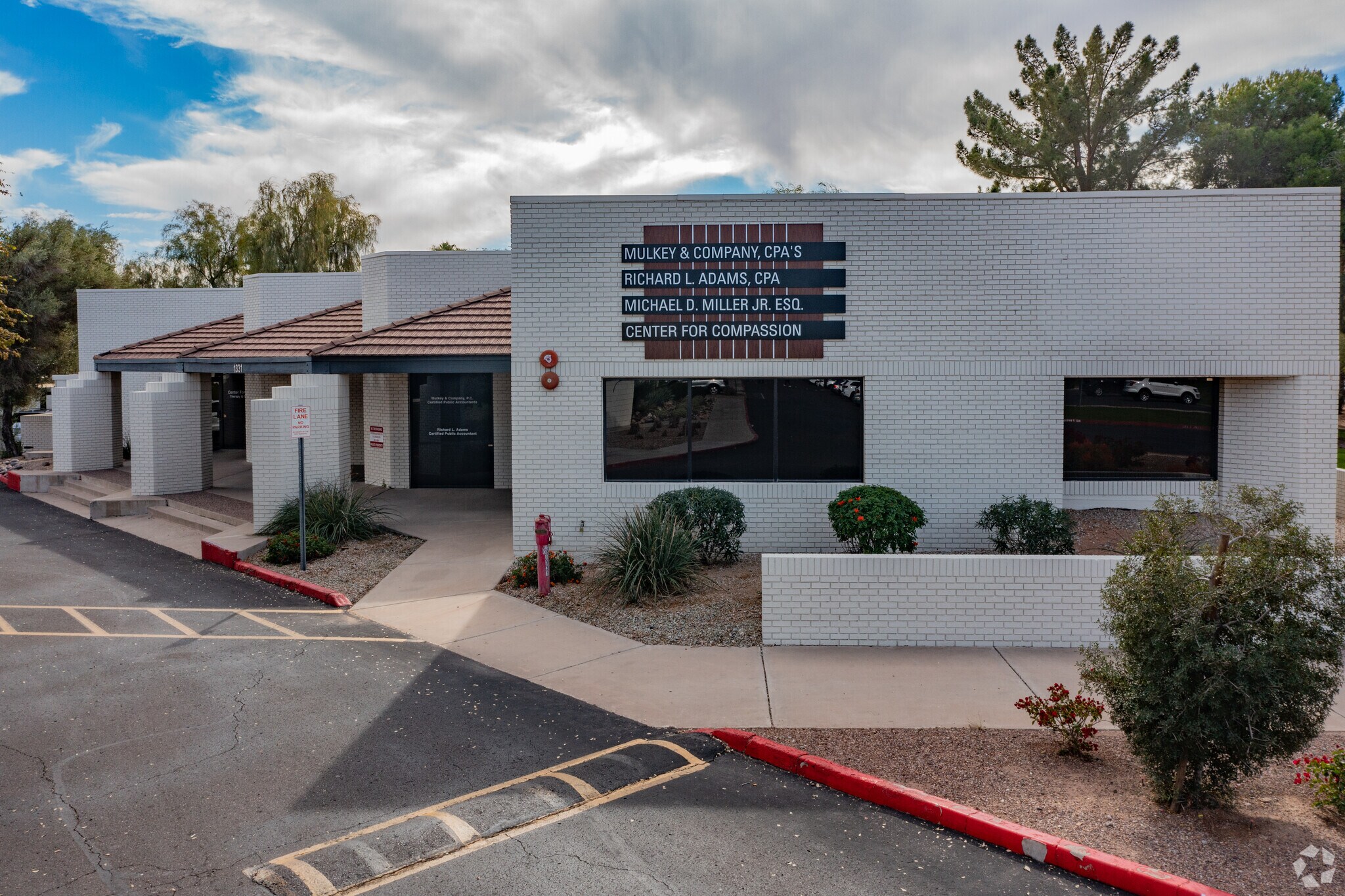 1331 N Alma School Rd, Chandler, AZ for Sale