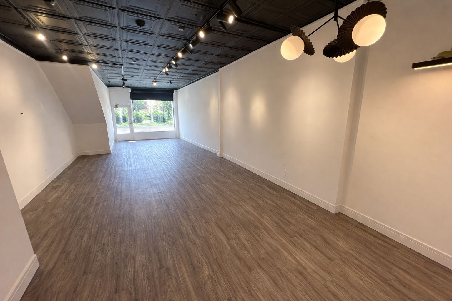 8-10 Irving Pl, Woodmere, NY for Rent