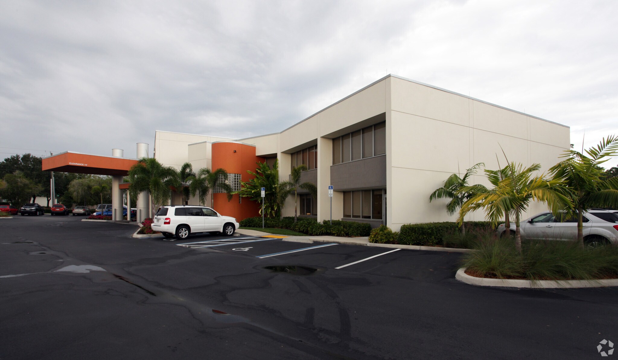 4571 Colonial Blvd, Fort Myers, FL for Rent