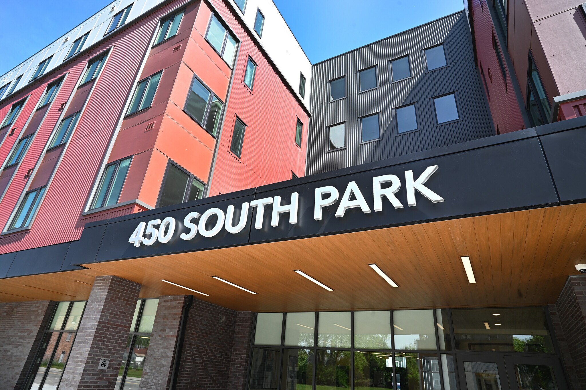 450 S Park Ave, Buffalo, NY for Rent