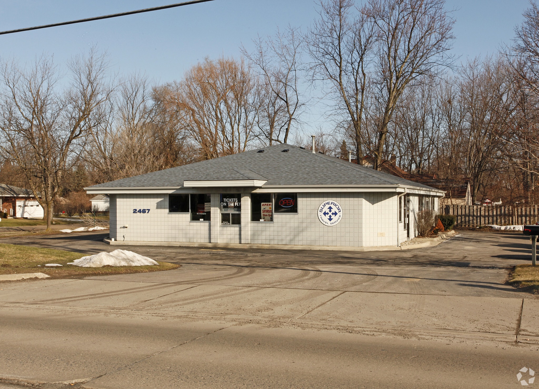 2467 E Hill Rd, Grand Blanc, MI for Rent