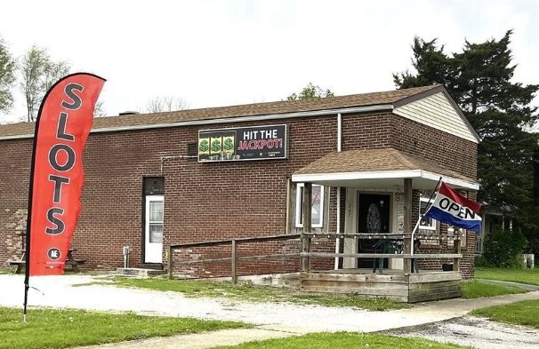 207 W Central Ave, Benld, IL for Sale