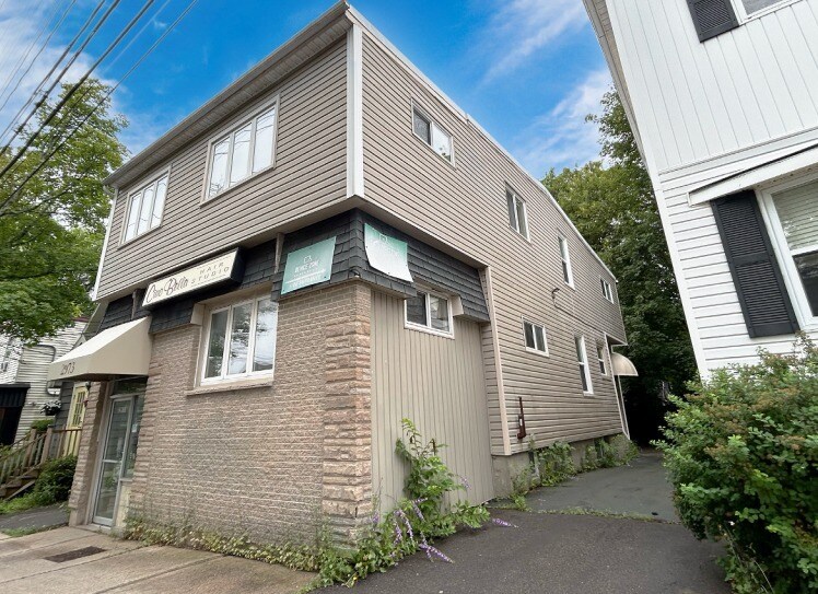 2973 Oxford St, Halifax, NS for Rent