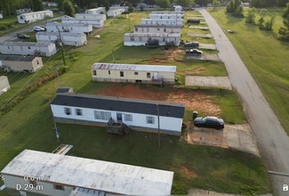 Clinton, SC Manufactured Housing/Mobile Housing - 1075 Broad st