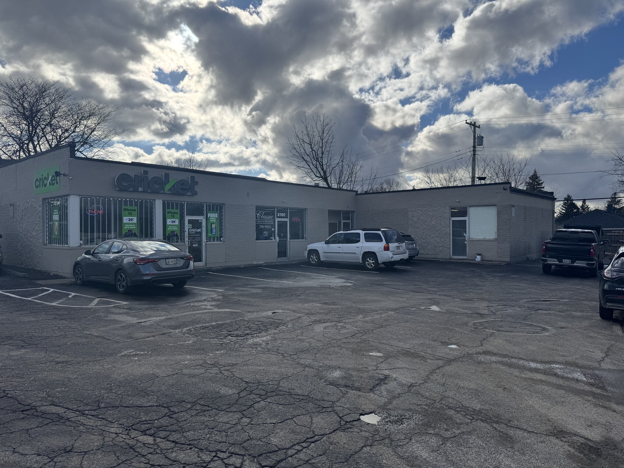 2707 Wilmington Pike, Kettering, OH for Rent