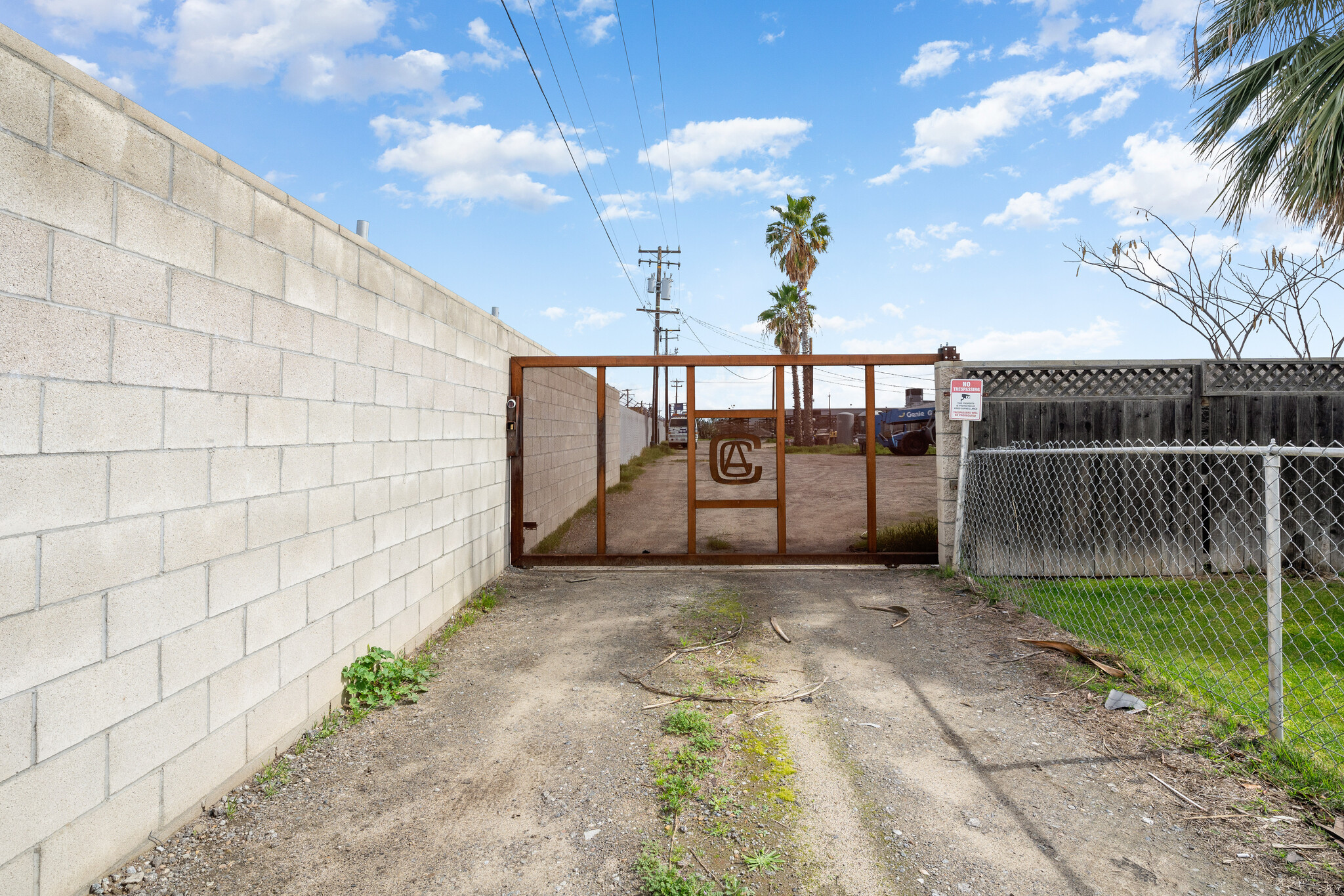 2810 Patton Way, Bakersfield, CA for Sale