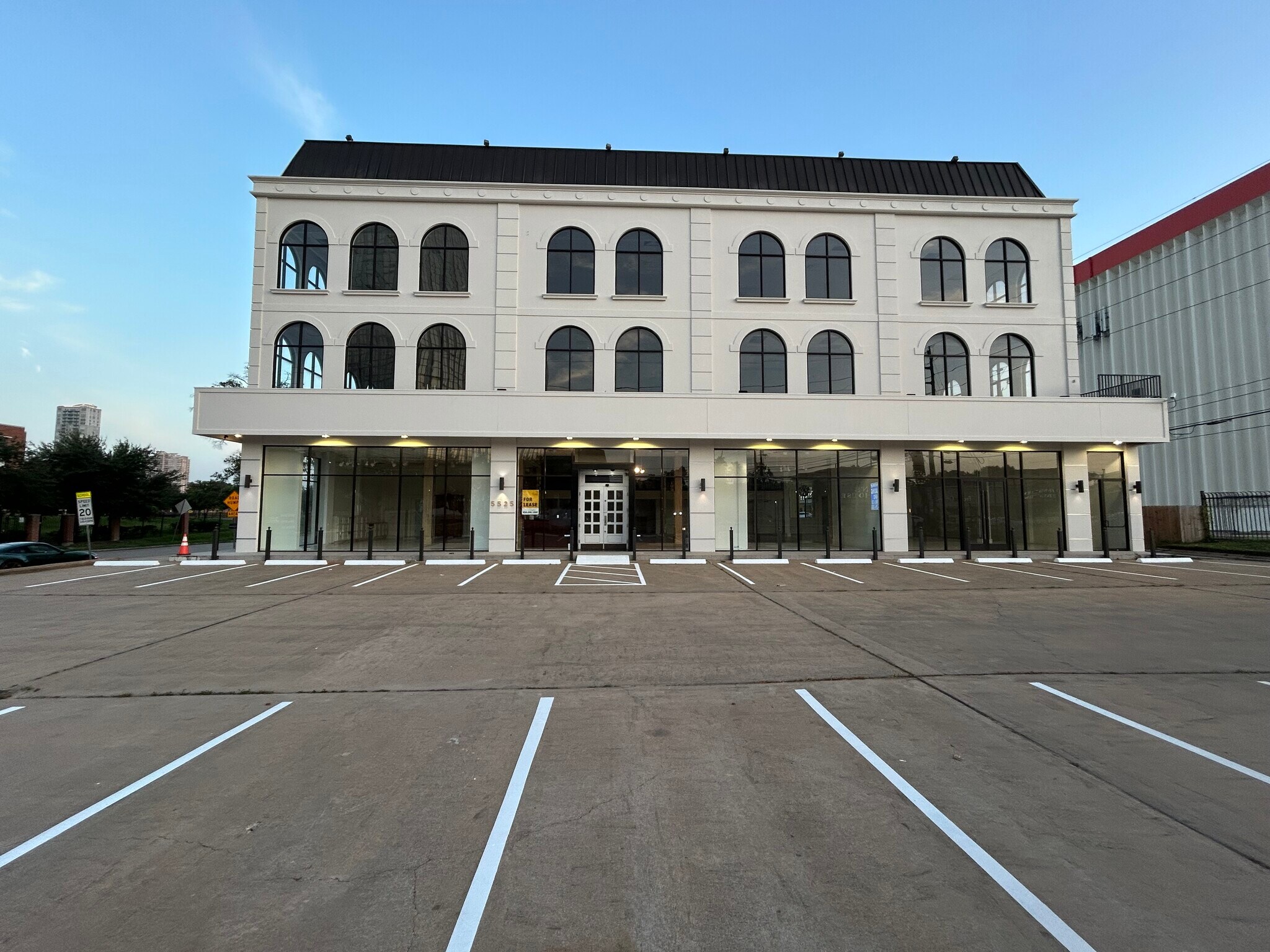 5525 Westheimer Rd, Houston, TX for Rent