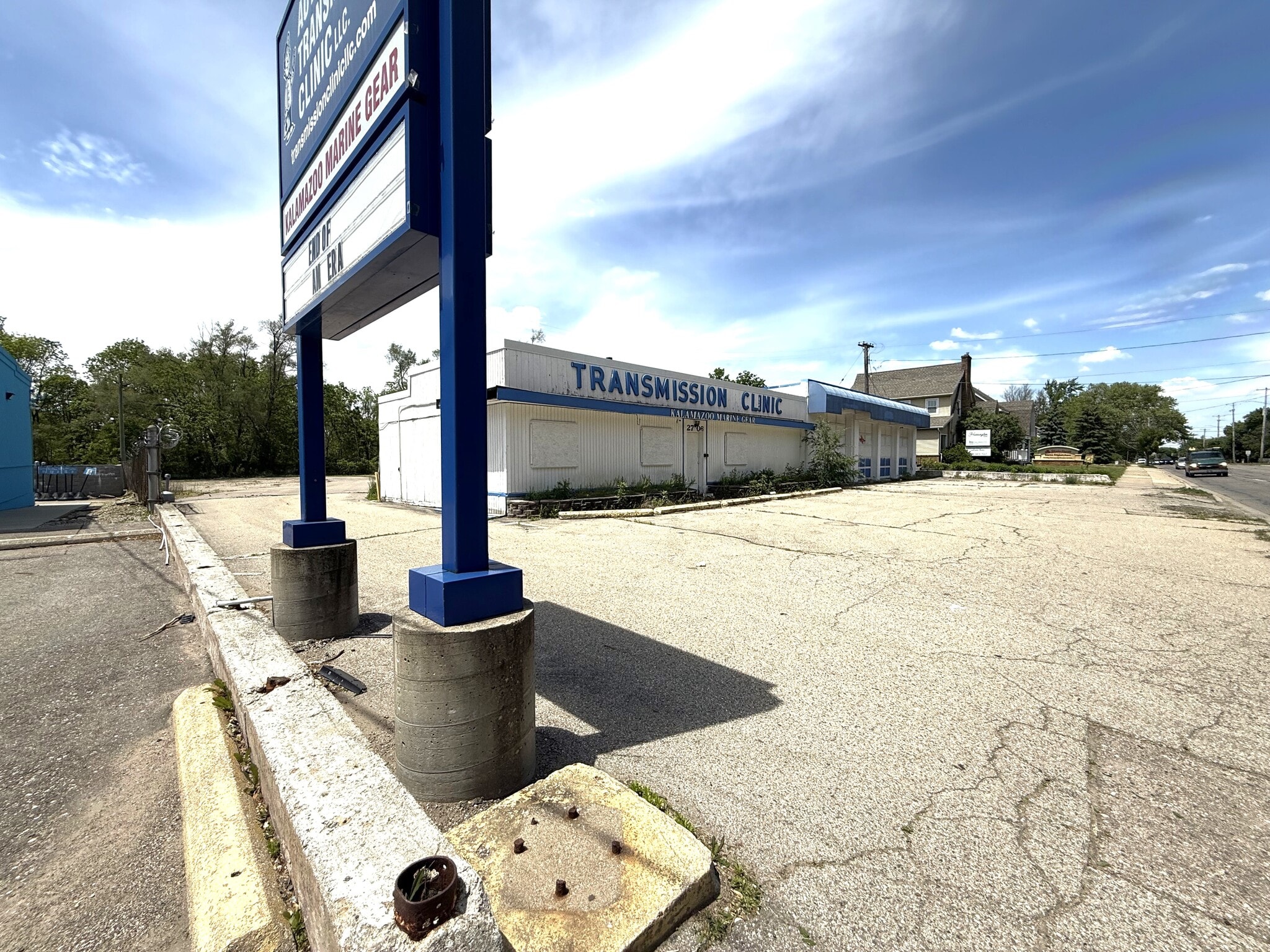 2706 Portage St, Kalamazoo, MI for Sale