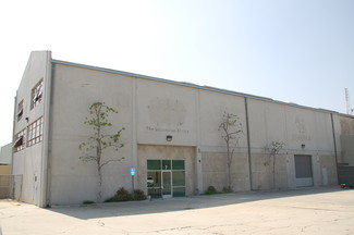 Los Angeles, CA Industrial - 3235 N San Fernando Rd