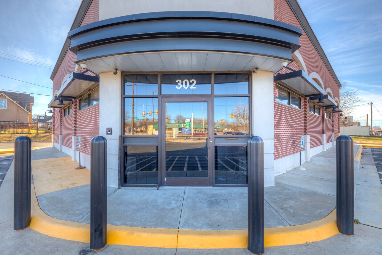 302 S Lewis Ave, Tulsa, OK for Rent