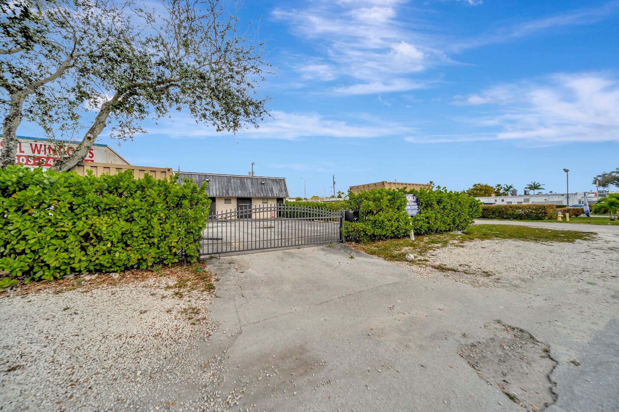 67 NW 166th St, North Miami Beach, FL for Sale