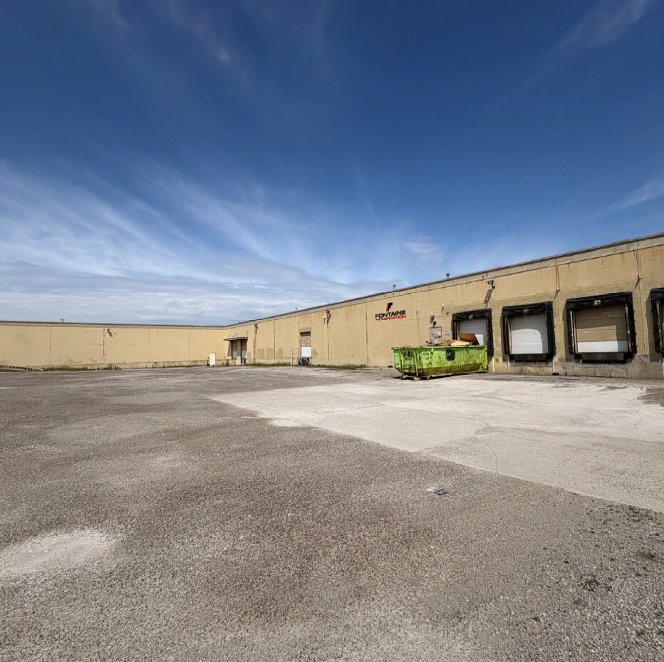 6500 E Davison St E, Hamtramck, MI for Rent