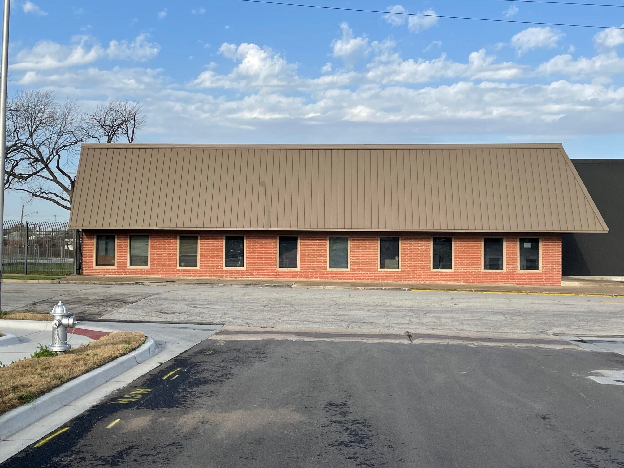 610 S Jennings Ave, Fort Worth, TX for Rent