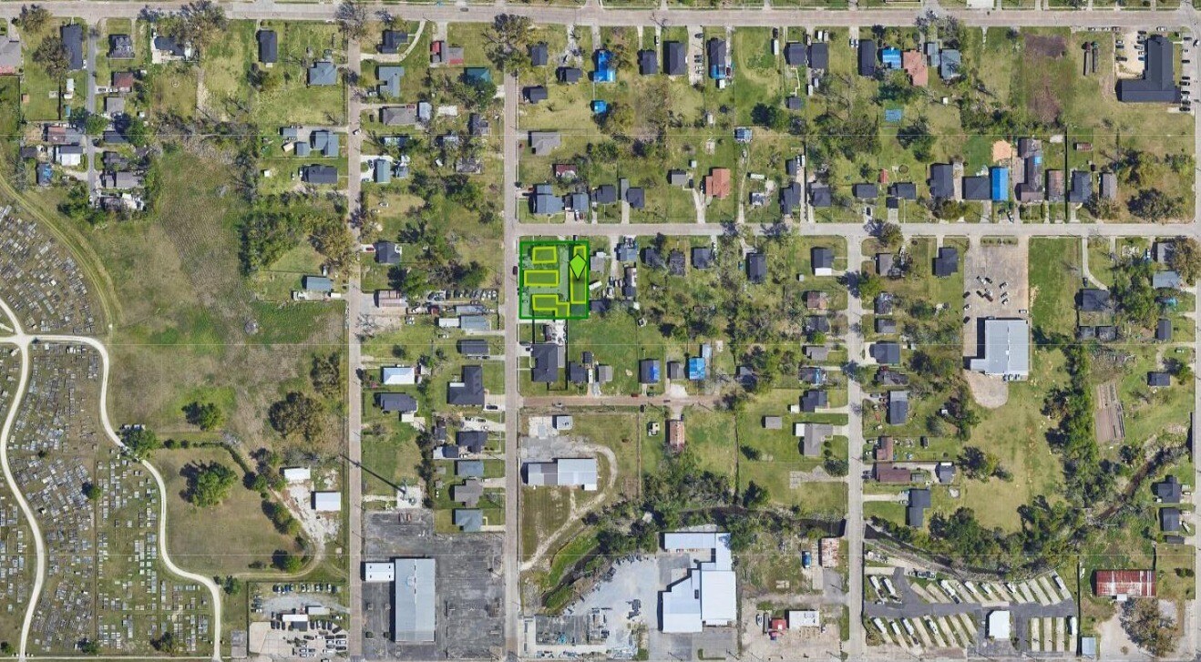 701-705 Rhodes St, Lake Charles, LA for Sale