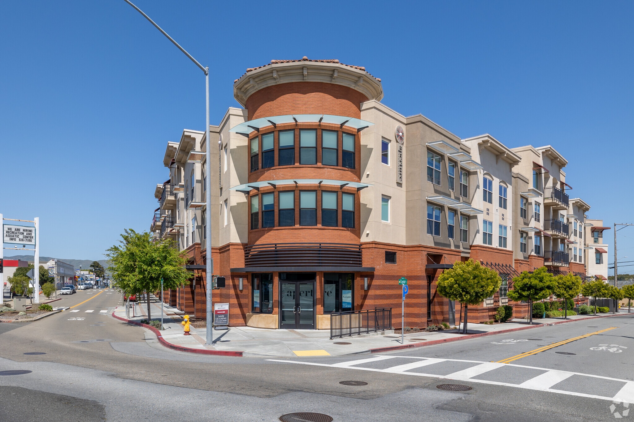400-418 San Mateo Ave, San Bruno, CA for Rent