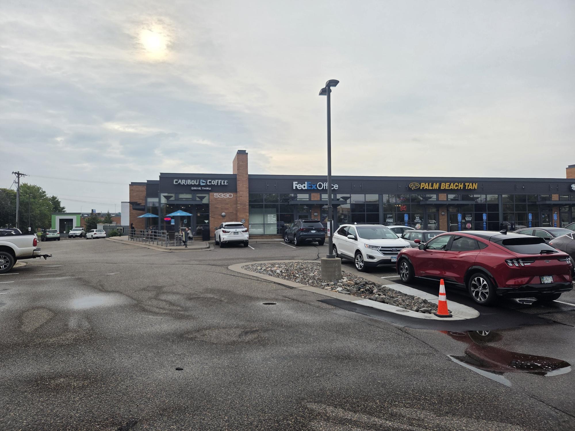 5330 Cedar Lake Rd, Saint Louis Park, MN for Rent