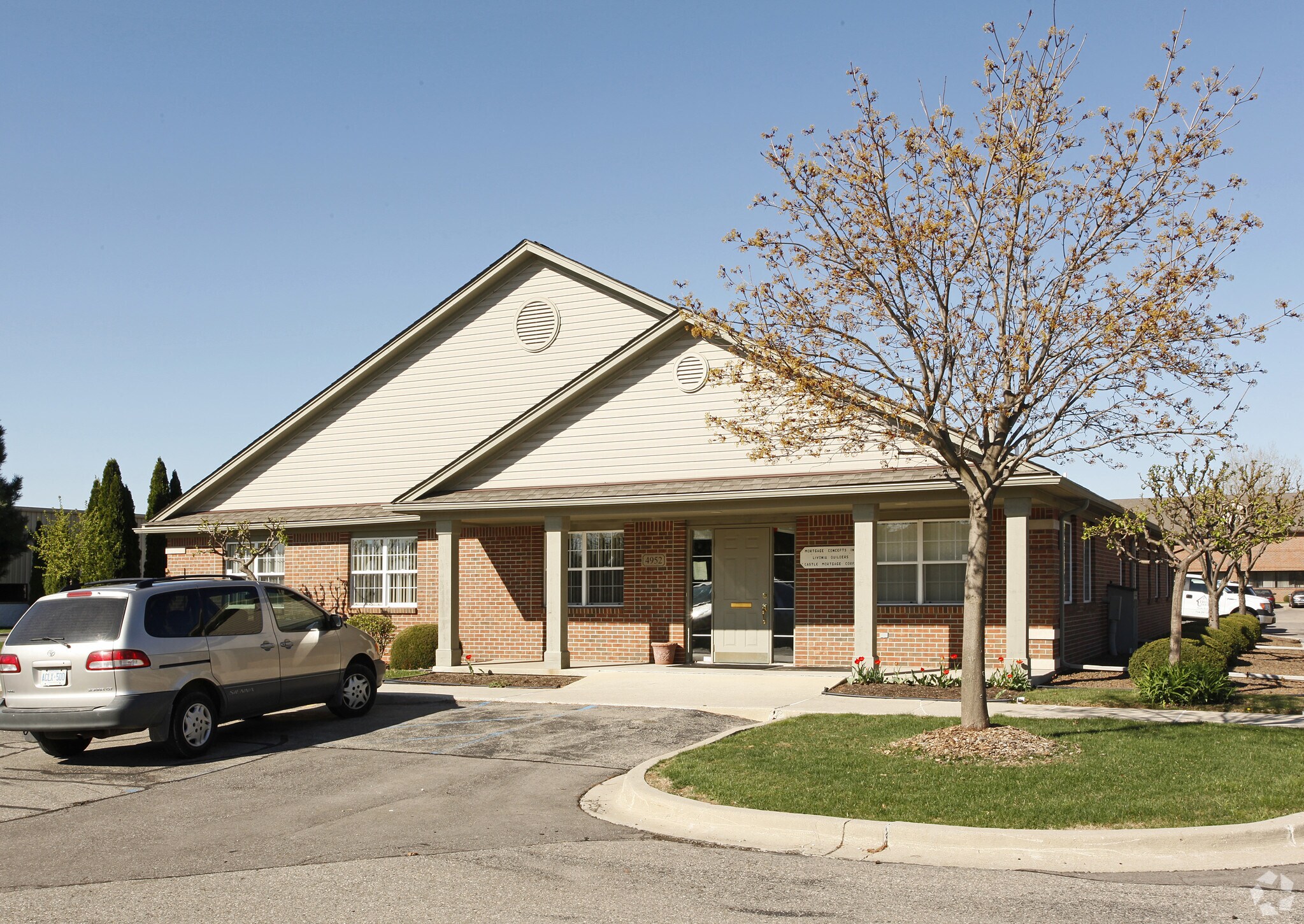 4952 Dewitt Rd, Canton, MI for Sale
