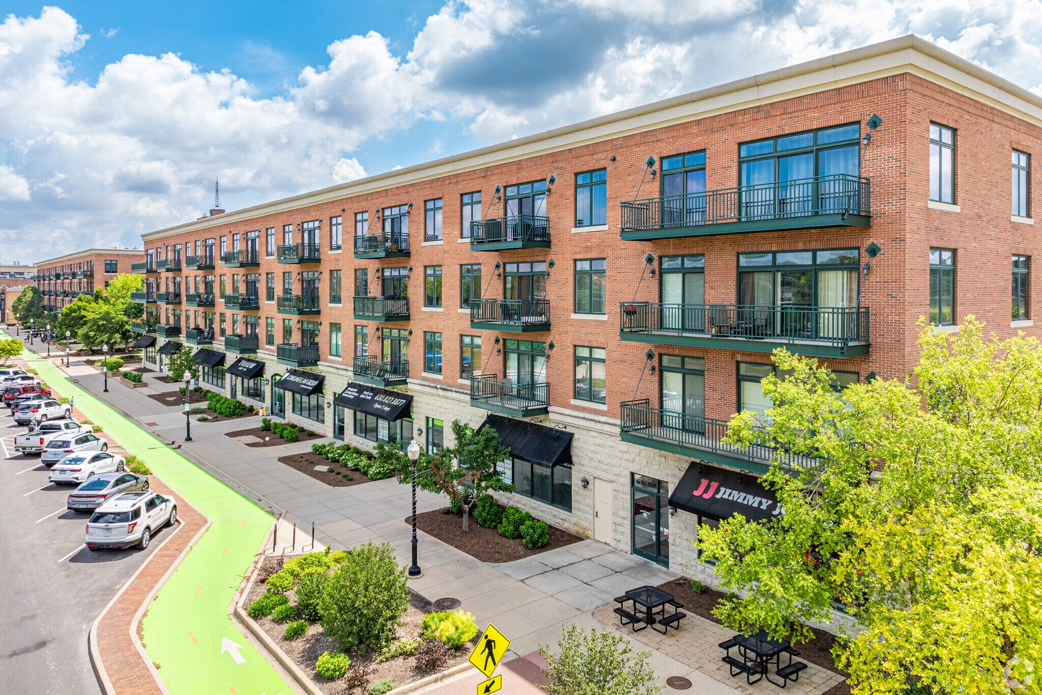 160 S River St, Aurora, IL for Rent