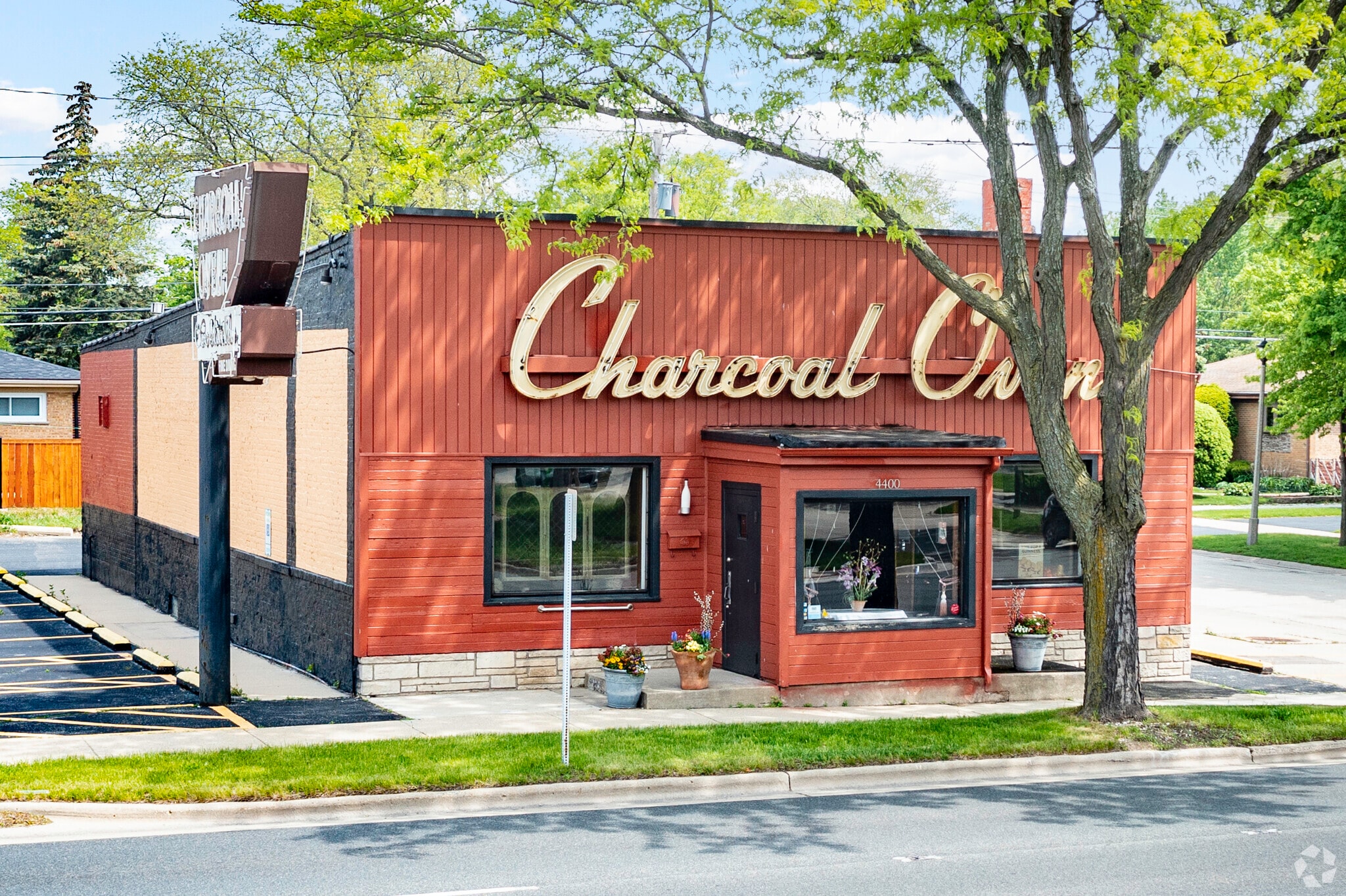 4400 Golf Rd, Skokie, IL for Sale