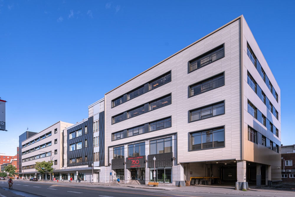 730-750 Boul Charest E, Québec, QC for Rent