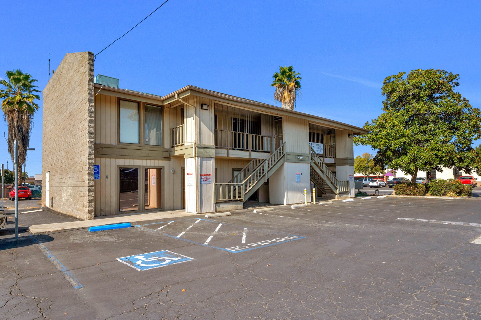 2005 W Ashland Ave, Visalia, CA for Rent