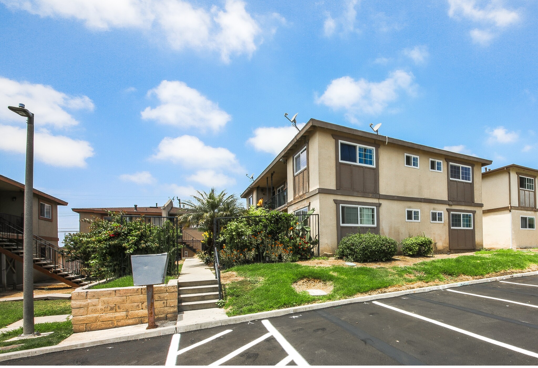 17431 Koledo Ln, Huntington Beach, CA for Sale