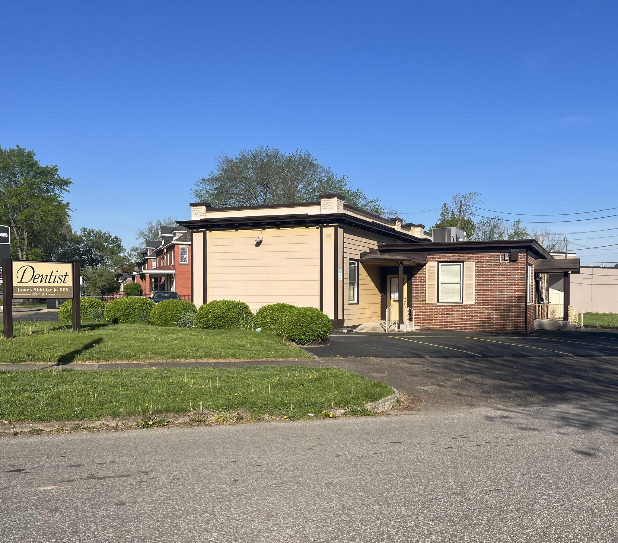 350 5th Ave, Huntington, WV for Sale