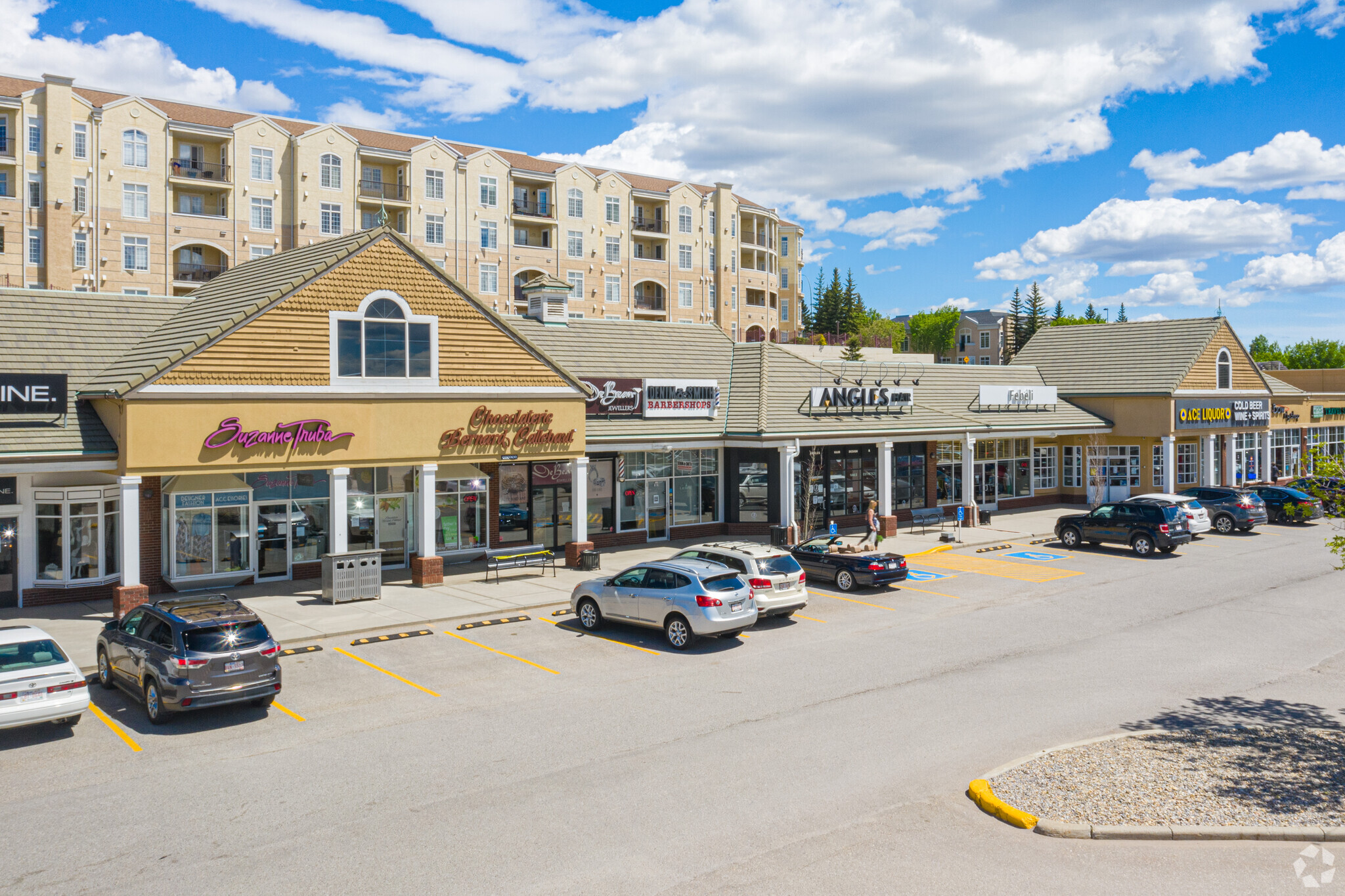 5005 Dalhousie Dr NW, Calgary, AB for Rent