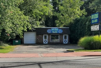 Rocky Point, NY Freestanding - 560 Route 25A