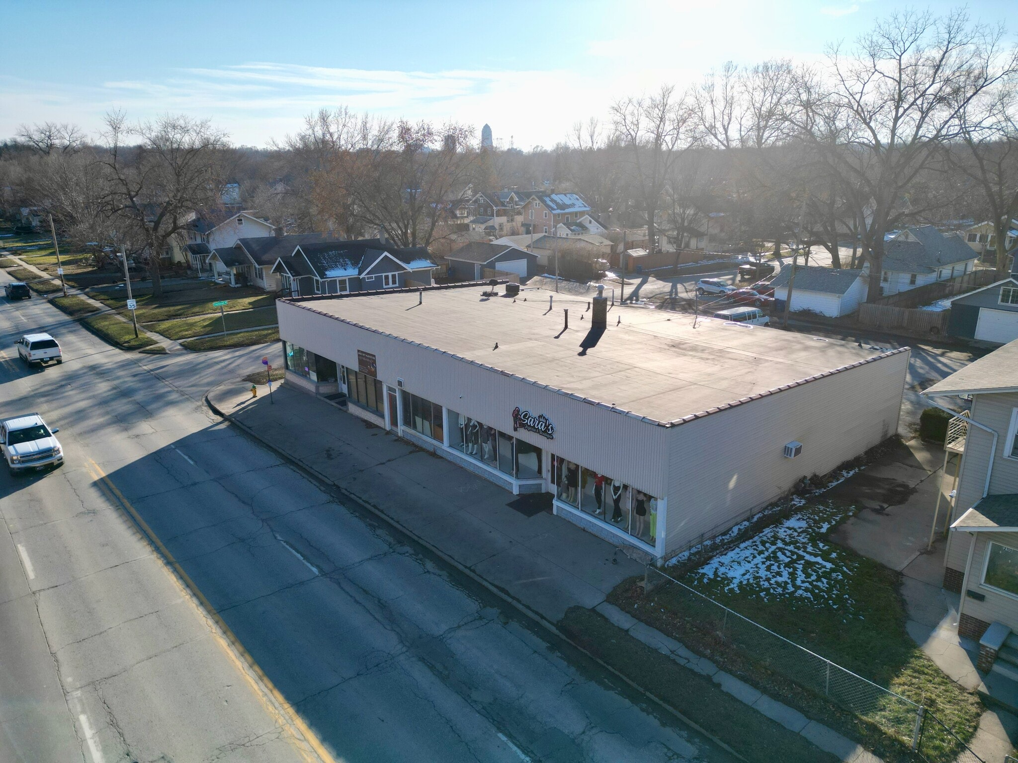 2100 E 14th St, Des Moines, IA for Sale