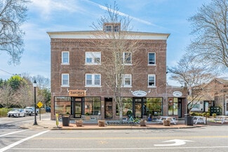 East Hampton, NY Storefront Retail/Residential - 105-107 Newtown Ln