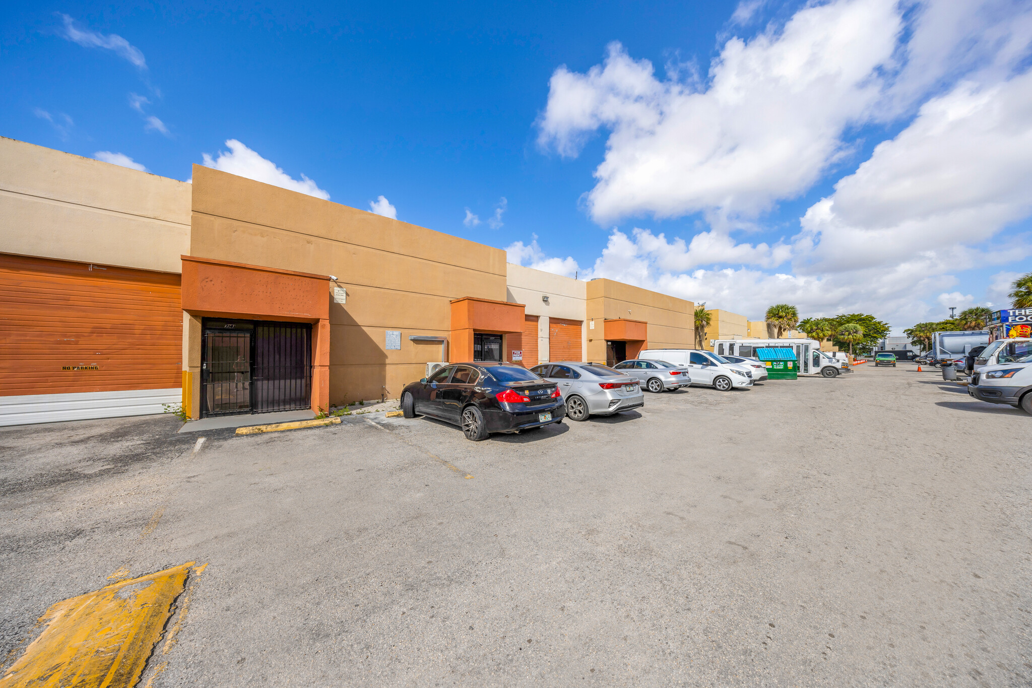 2141 W 60th st, Hialeah, FL for Sale