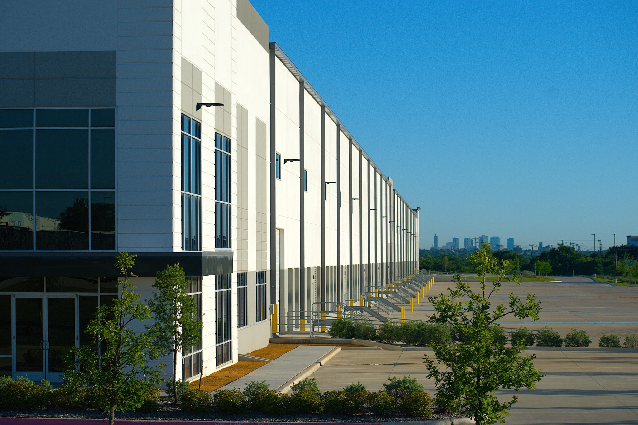 9401 Hemphill St, Fort Worth, TX for Rent