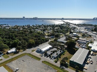 North Fort Myers, FL Apartments - 40 Willis Rd